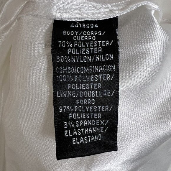 Monique Lhuillier White Lace Formal Gown Wedding Dress Keyhole Halter Size 8 - Picture 15 of 16